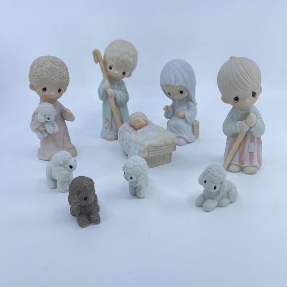 precious moments "come let us adore him" nativity set 9 piece set 1979 - Picture 1 of 11